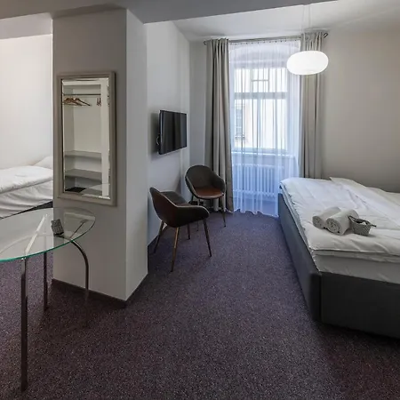 Zamecka 17 Hotel