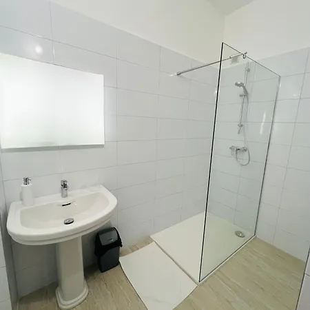 Hotel Zamecka 17 *