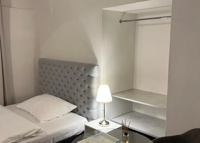 Zamecka 17 Otel Pardubice